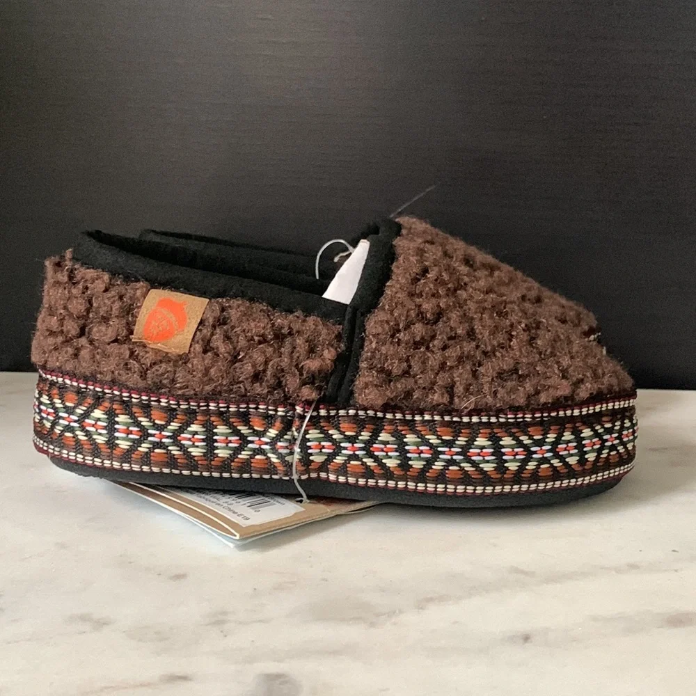 (317) Acorn Kids L’il Woven Trim Moccasin Slippers