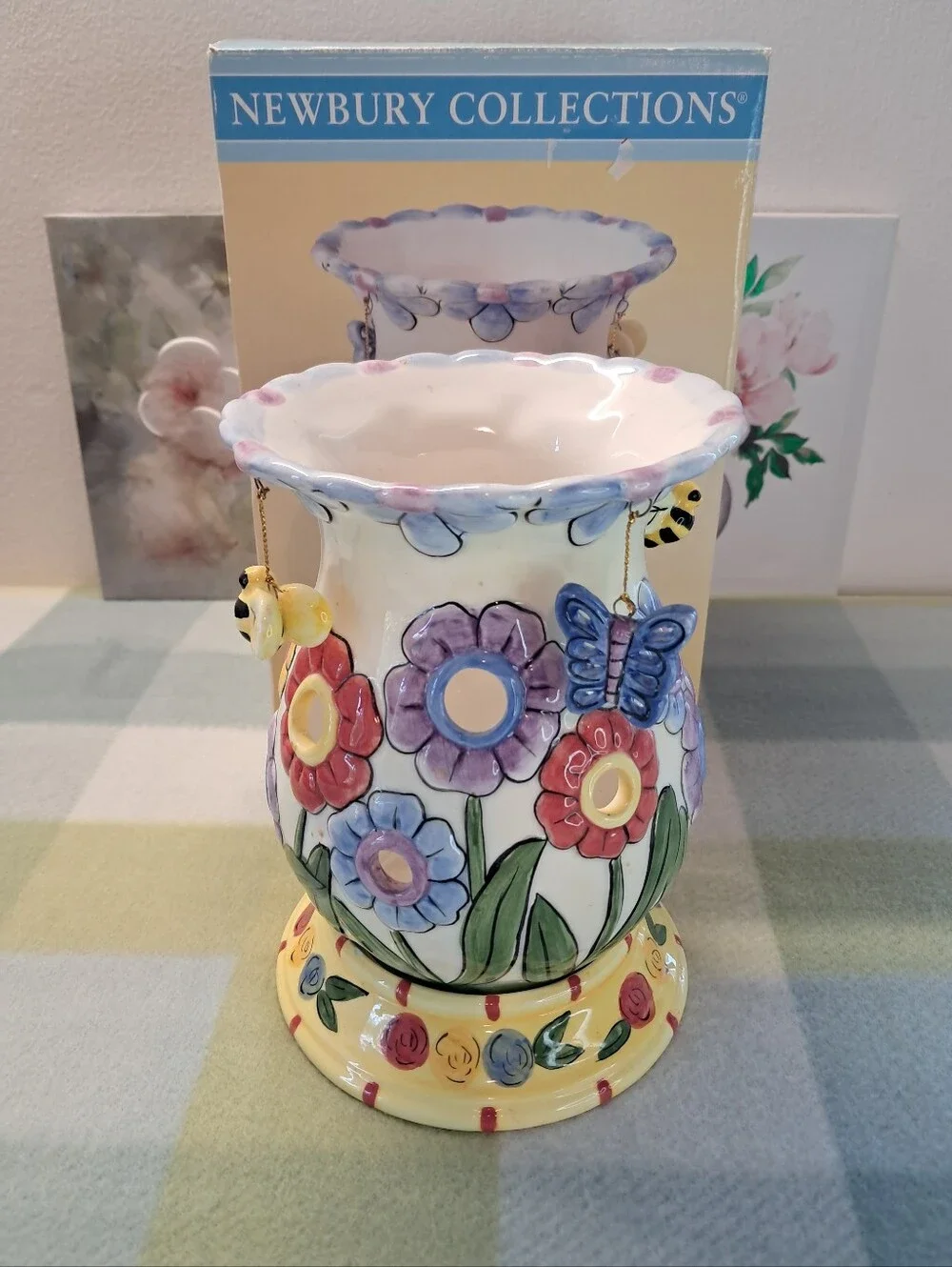 Newbury Collections ceramic candle